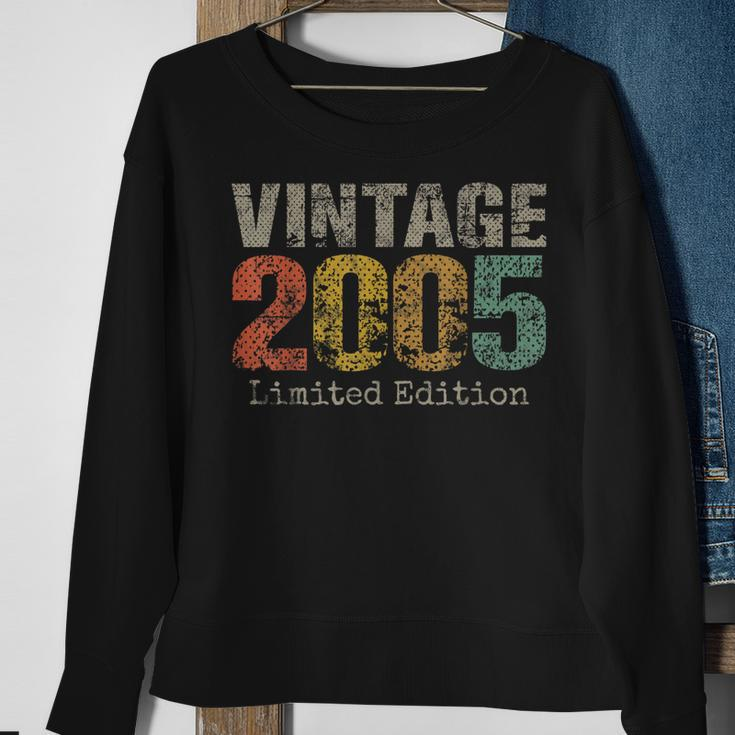 18 Year Old Gifts Vintage 2005 Limited Edition 18Th Birthday V2 Sweatshirt Gifts for Old Women