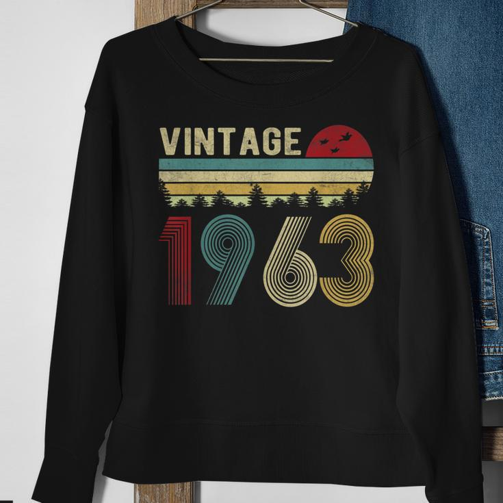 60 Year Old Gifts Vintage 1963 Made In 1963 60Th Birthday V2 Men Women Sweatshirt Graphic Print Unisex Gifts for Old Women