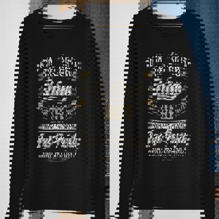 62. Geburtstag Herren Sweatshirt Vintage 1961, Mann Mythos Legende Geschenke für alte Frauen