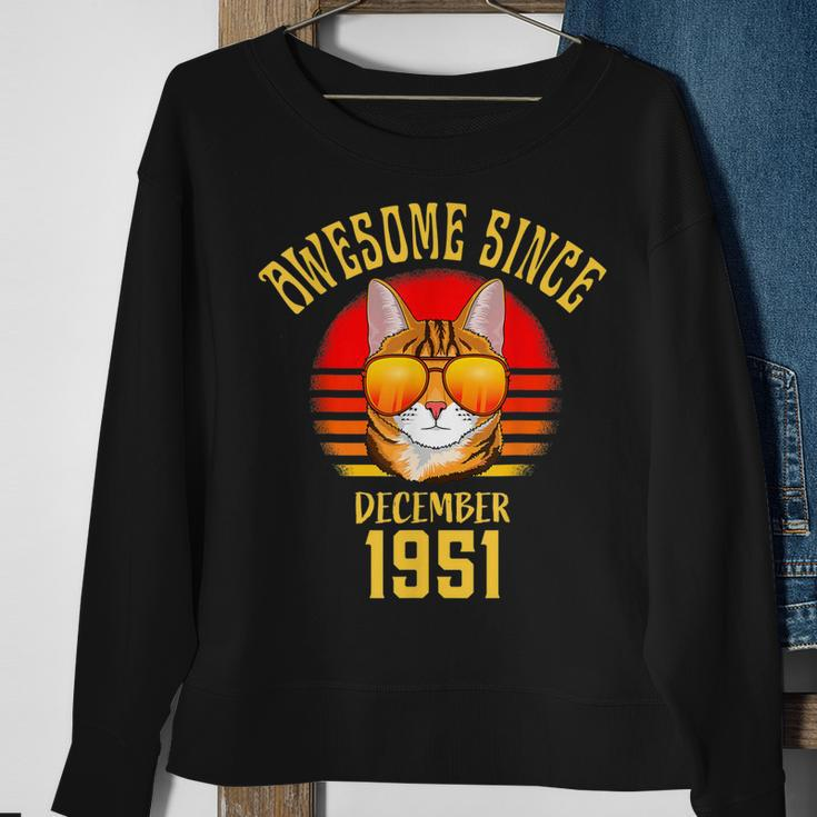 Awesome Since December 1951 71. Geburtstag Katzenliebhaber Sweatshirt Geschenke für alte Frauen