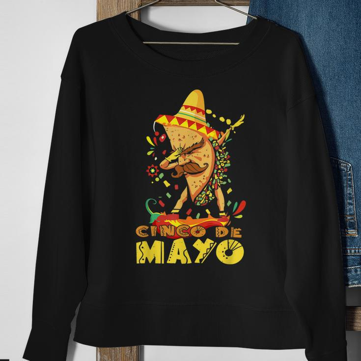 Dabbing Mexican Poncho Cinco De Mayo Taco Sombrero Funny Dab Sweatshirt Gifts for Old Women