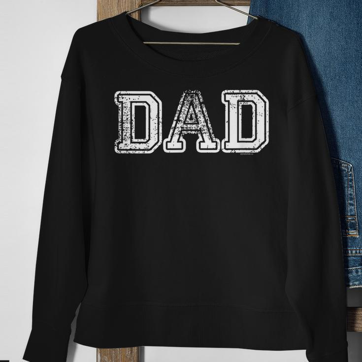 Dad Gifts For Dad | Vintage Dad | Gift Ideas Fathers Day Fun Sweatshirt Gifts for Old Women