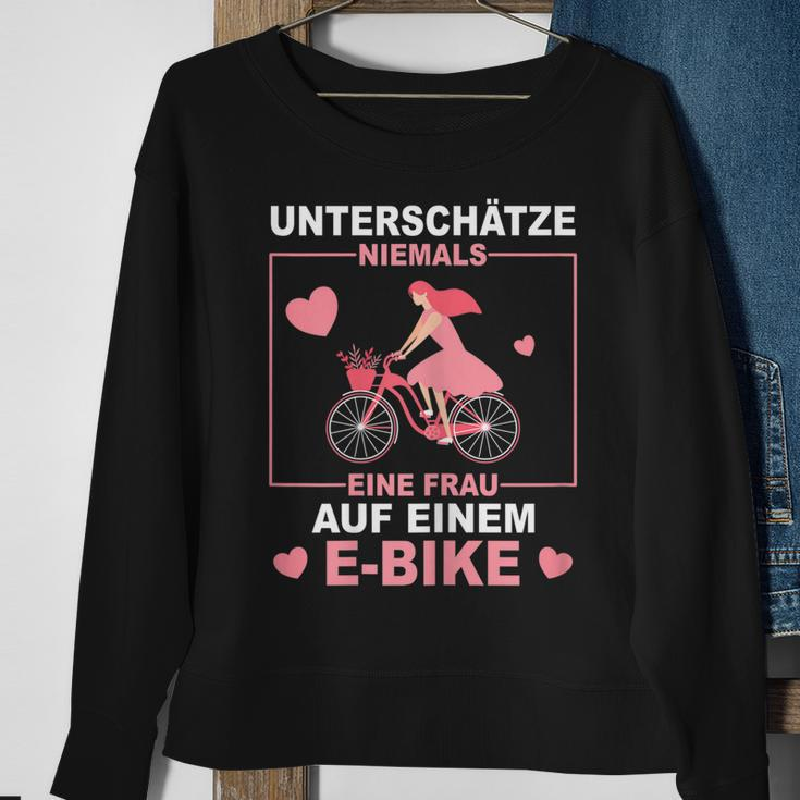Damen E-Bike Fahrrad Fahren Fahrradfahrer Fahrradfahrerin Sweatshirt Geschenke für alte Frauen