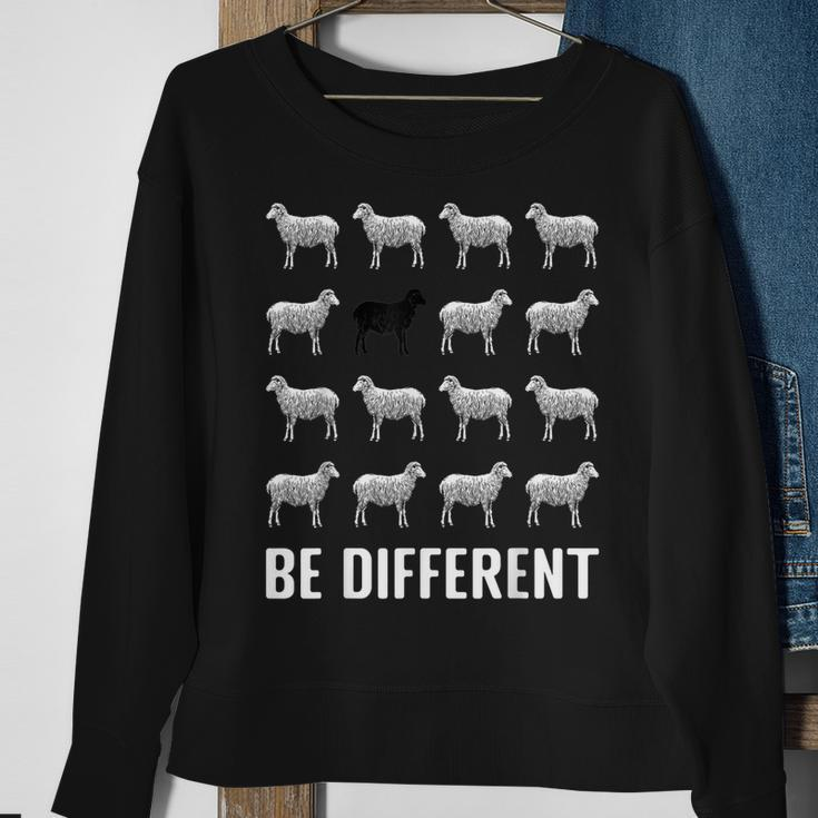 Das Schwarze Schaf Der Familie Sweatshirt Geschenke für alte Frauen
