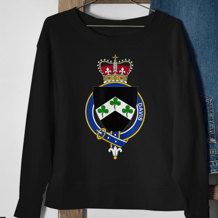 Davis Coat Of Arms Family Crest Sweatshirt Gifts for Old Women