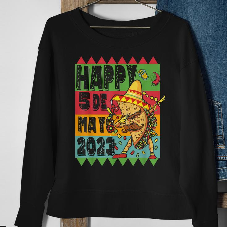 Funny Mexican Fiesta Cinco De Mayo Taco Sombrero Sweatshirt Gifts for Old Women
