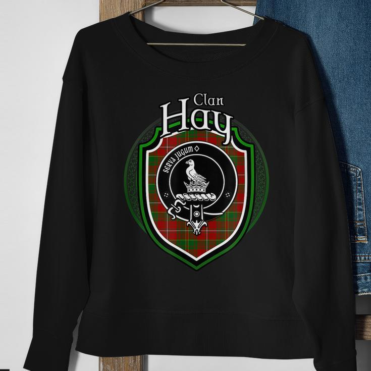 Hay Clan Crest | Scottish Clan Hay Family Crest Badge Sweatshirt Gifts for Old Women