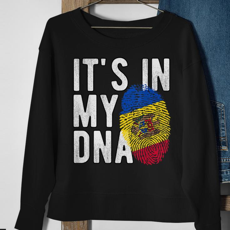 Its In My Dna Moldawien Flagge Fingerabdruck Sweatshirt Geschenke für alte Frauen