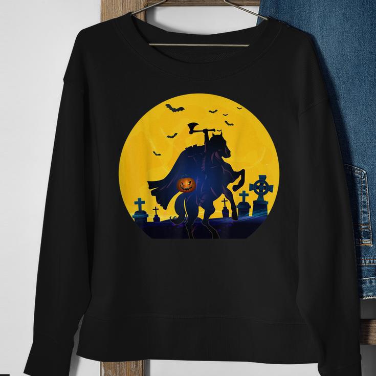 Klassisches Retro- „Kopfloser Reiter“ Sleepy Holloween Moon Sweatshirt Geschenke für alte Frauen