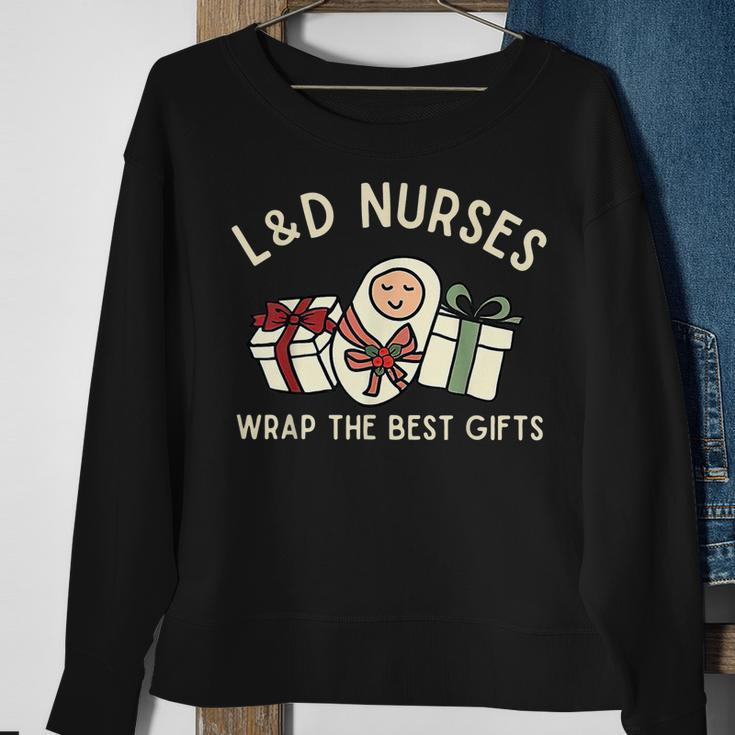 Labor And Delivery Nurse Christmas Matching Midwife Xmas Men Women Sweatshirt Graphic Print Unisex Gifts for Old Women