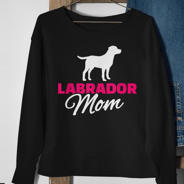 Labrador Mom Sweatshirt mit Hunde-Silhouette, Ideal für Hundefreundinnen Geschenke für alte Frauen