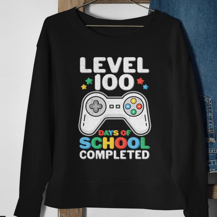Level 100 Days Of School Completed Gamer Sweatshirt Gifts for Old Women