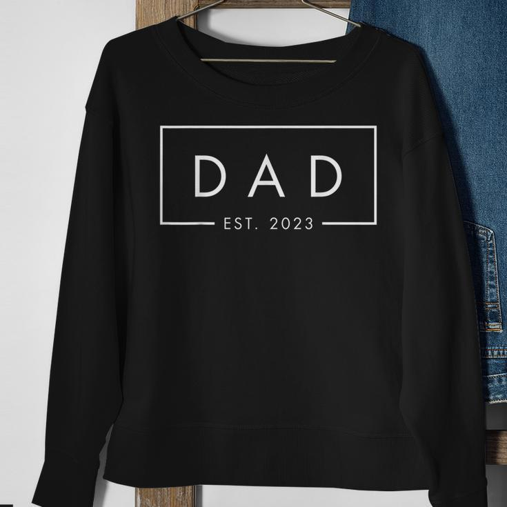 Mens Dad Est 2023 First Fathers Day 2023 New Dad Birthday Dada Sweatshirt Gifts for Old Women
