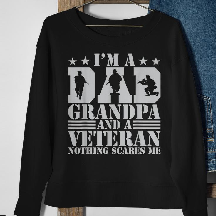 Mens Im A Dad Grandpa And A Veteran Nothing Scares Me Father Day Sweatshirt Gifts for Old Women