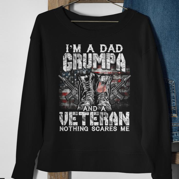 Mens Im A Dad Grumpa Veteran Nothing Scares Me Sweatshirt Gifts for Old Women