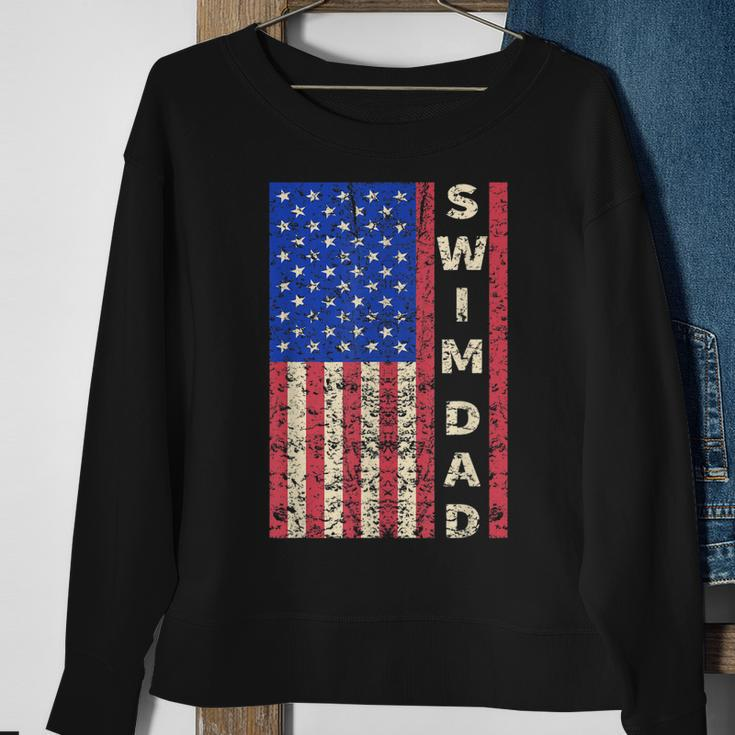 Mens Swim Dad American Flag Swimmer Fathers Day Gift Sweatshirt Gifts for Old Women