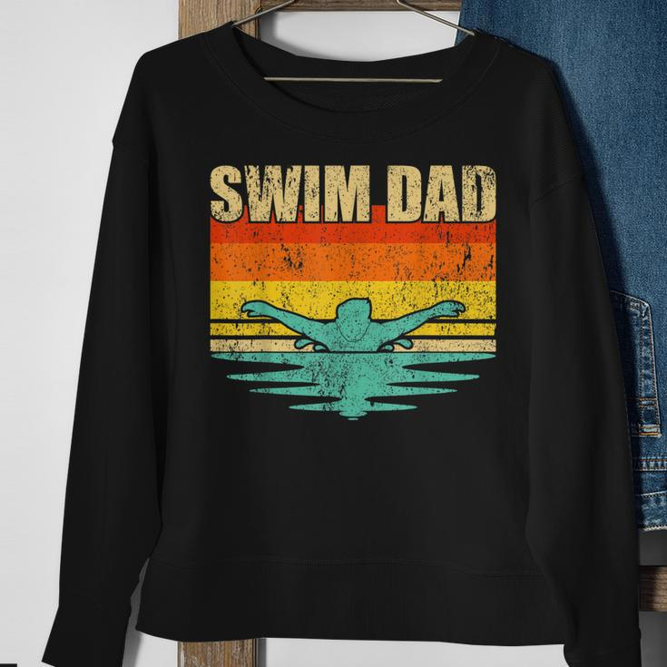 Mens Vintage Style Swimming Lover Swimmer Swim Dad Fathers Day Sweatshirt Gifts for Old Women