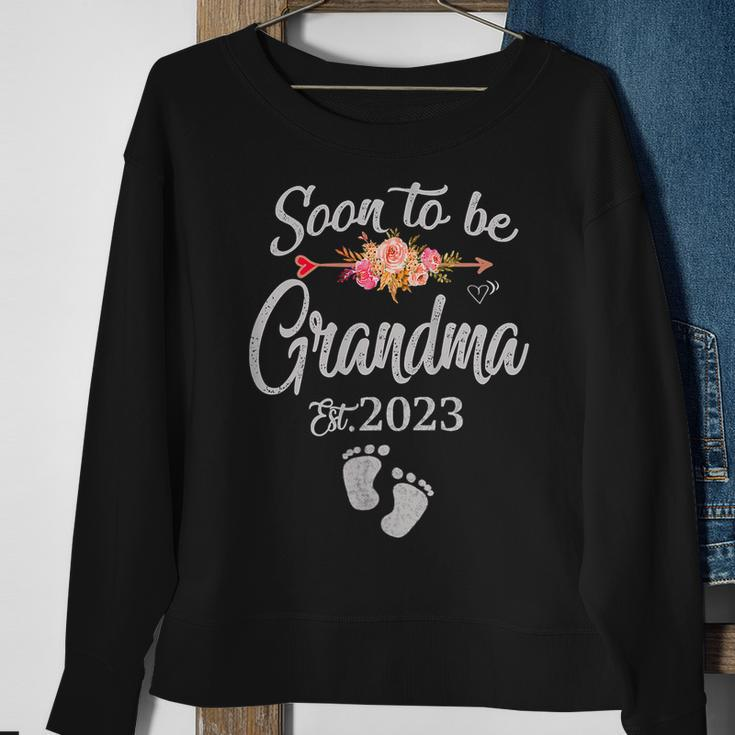 Mother Womens Soon To Be Grandma 2023 With Flower Mothers Day Mom Sweatshirt Gifts for Old Women