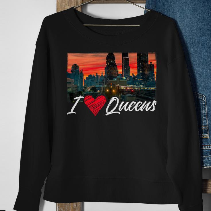 New York Queens Lover I Love Queens Queens Native Queens Sweatshirt Gifts for Old Women