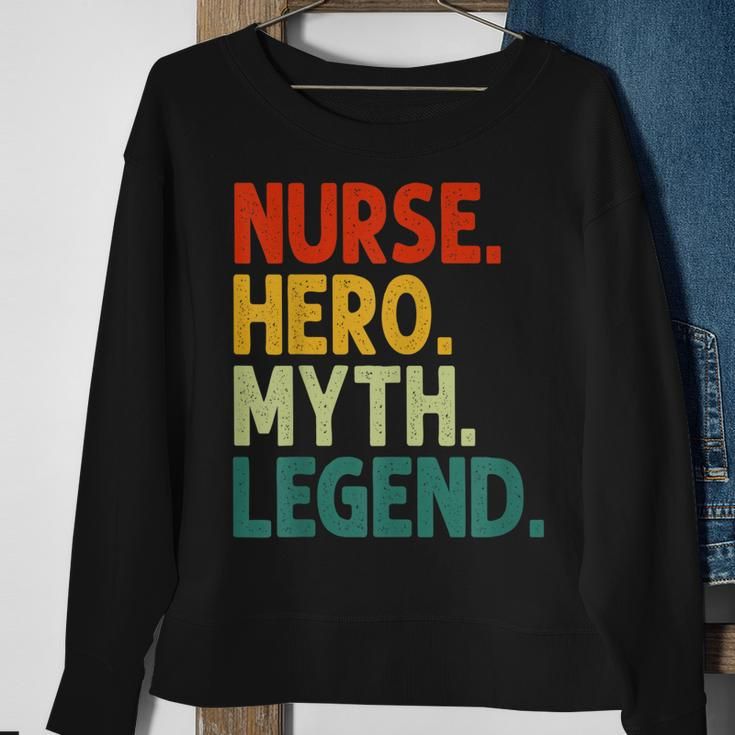 Nurse Hero Myth Legend Retro Vintage Krankenschwester Sweatshirt Geschenke für alte Frauen