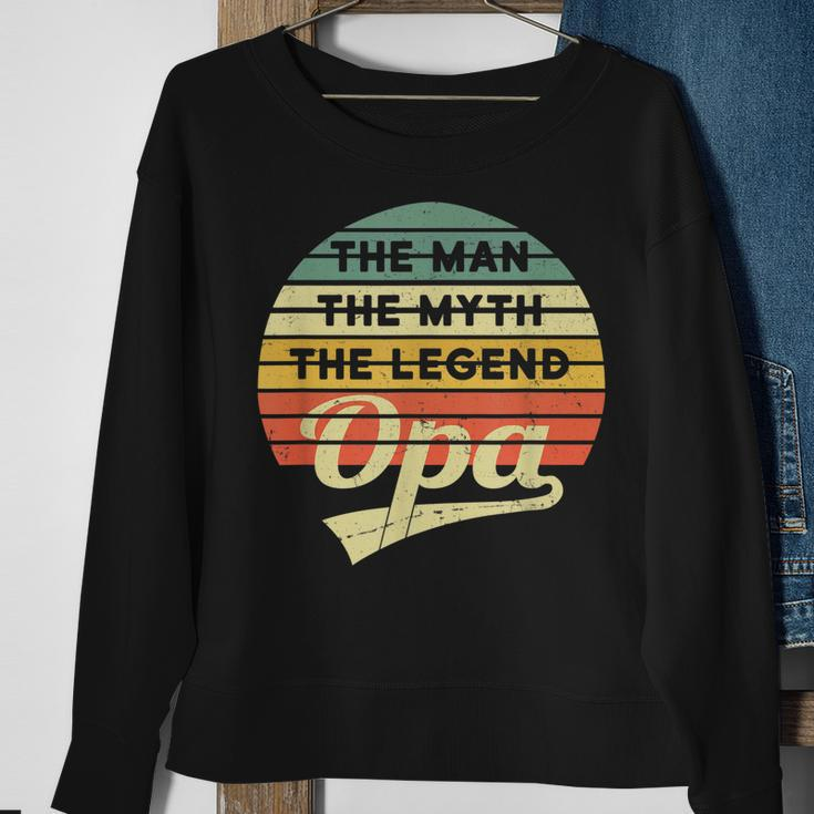 Opa Vintage Sweatshirt: Der Mann, Mythos, Legende Retro Spruch Geschenke für alte Frauen