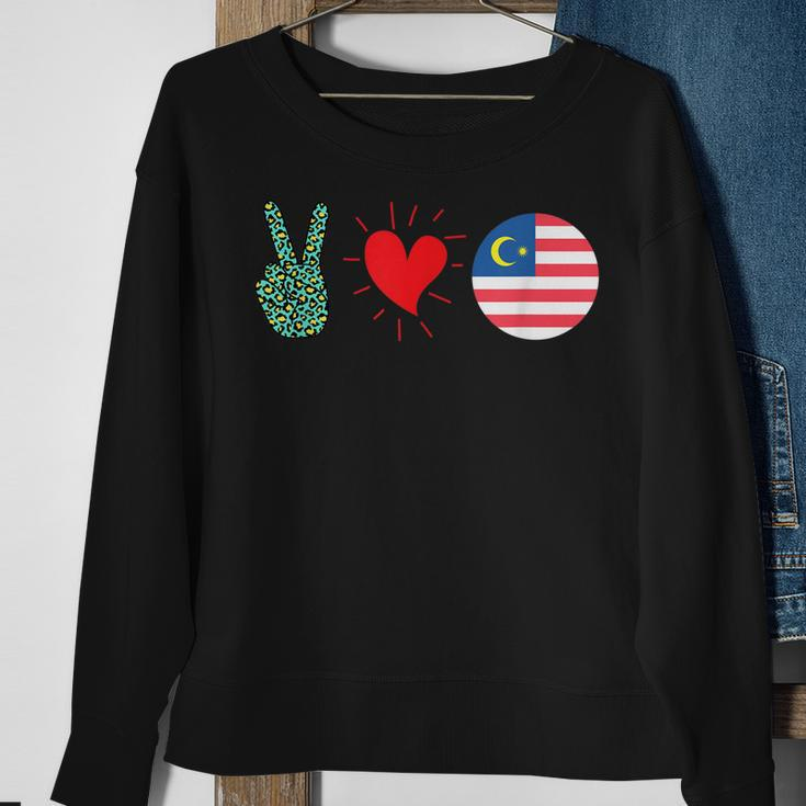 Peace Love Malaysia Flag Malaysian Pride Roots Sweatshirt Gifts for Old Women