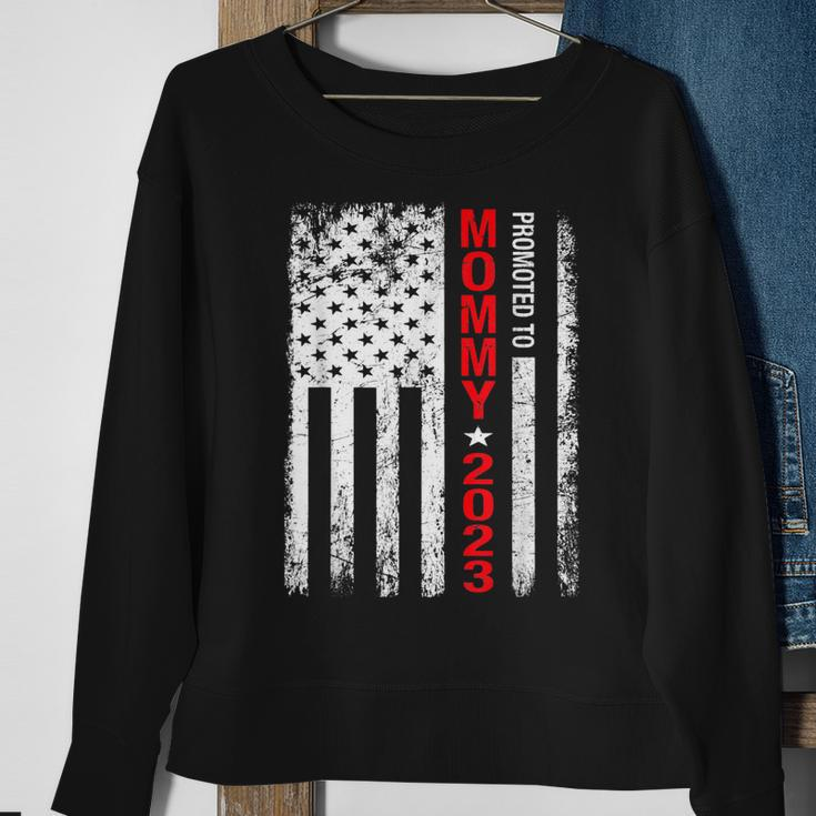 Promoted To Mommy Est 2023 Mothers Day New Mama Us Flag Sweatshirt Gifts for Old Women