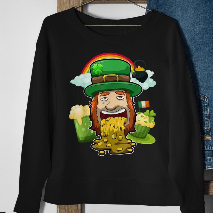 Puking Leprechaun St Patricks Day Irish Drinking Party Sweatshirt Gifts for Old Women