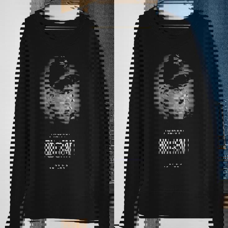 Rip In Memory Of Bud Grant 1927 Sweatshirt | Mazezy