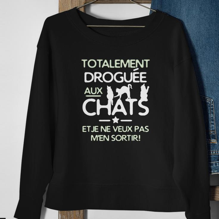 Schwarzes Katzenliebhaber Sweatshirt Total Vernetzt, Lustiges Katzenmotiv Geschenke für alte Frauen
