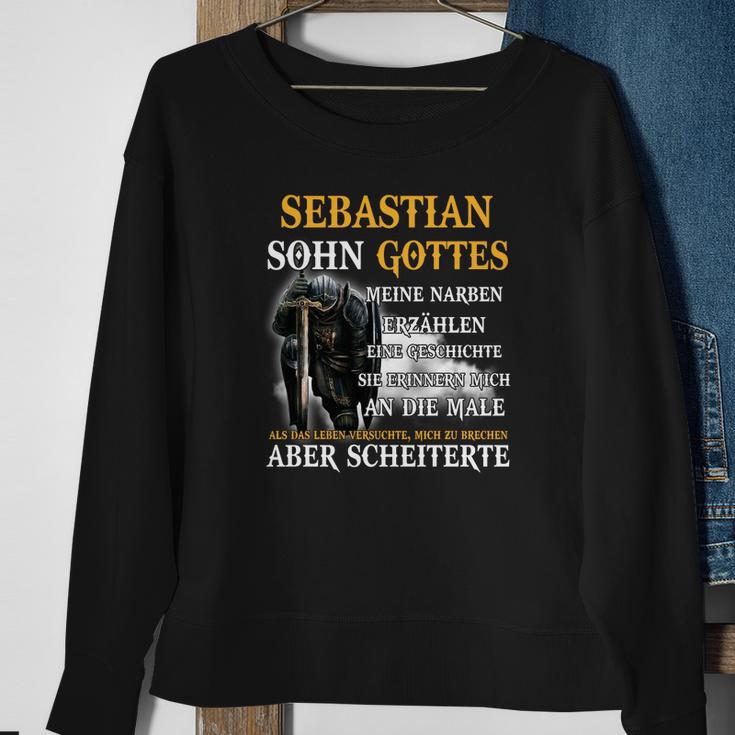 Sebastian - Sohn Gottes Personalisiertes Sweatshirt mit Motivspruch Geschenke für alte Frauen