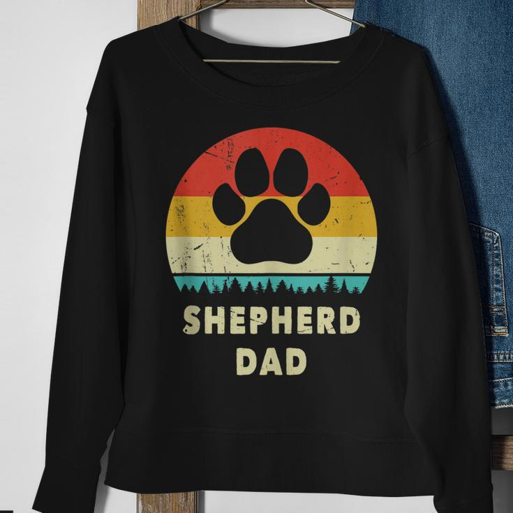 Shepherd Dad Gift For Men Funny German Shepherd Dog Vintage Sweatshirt Gifts for Old Women