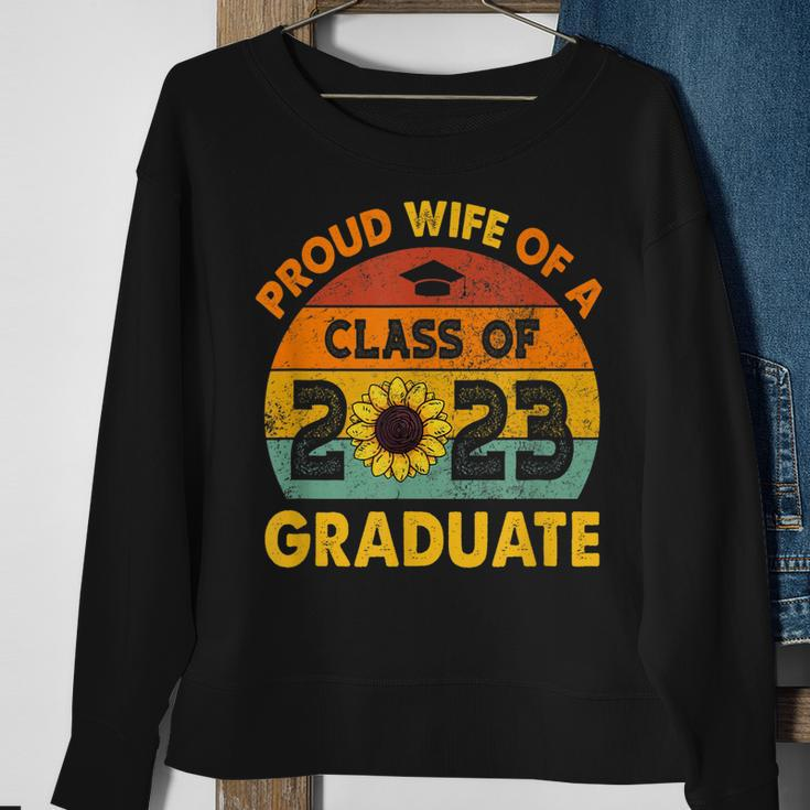 Sonnenblume Senior Proud Wife Class Of 2023 Graduate Vintage Sweatshirt Geschenke für alte Frauen