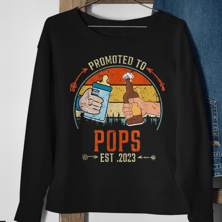 Soon To Be Pops Est 2023 Fathers Day New Dad Vintage Sweatshirt Gifts for Old Women