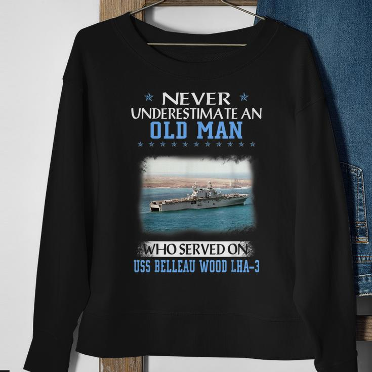 Uss Belleau Wood Lha-3 Veterans Day Father Day Sweatshirt Gifts for Old Women