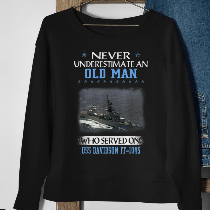 Uss Davidson Ff-1045 Veterans Day Father Day Sweatshirt Gifts for Old Women