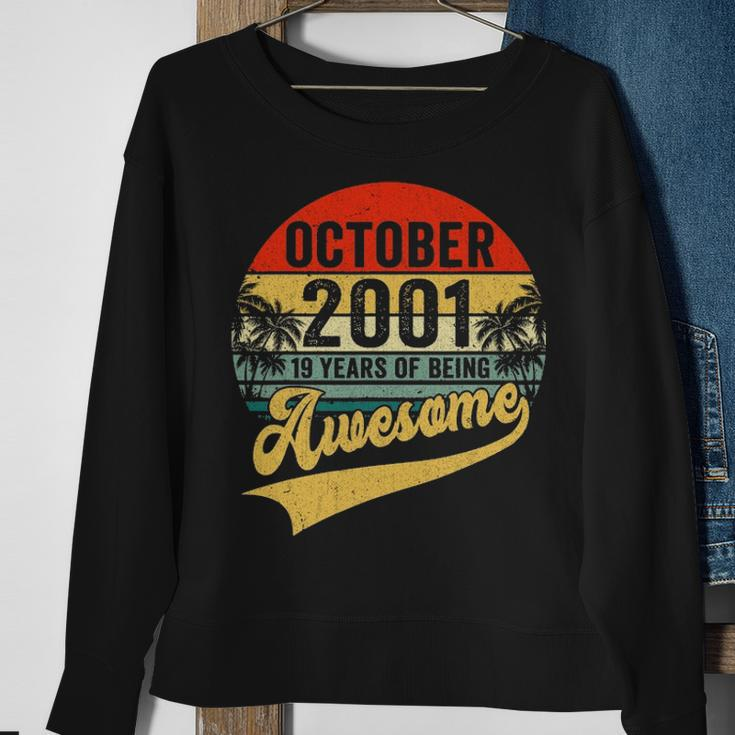 Vintage Retro October 2001 19Th Birthday Gifts 19 Years Old Sweatshirt Gifts for Old Women