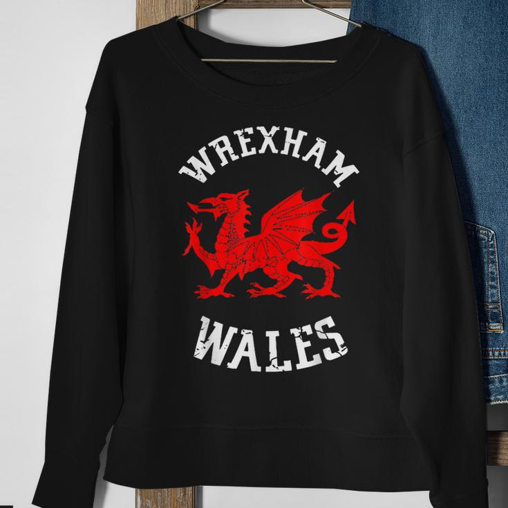 Wrexham Wales Retro Vintage V5 Men Women Sweatshirt Graphic Print Unisex Gifts for Old Women