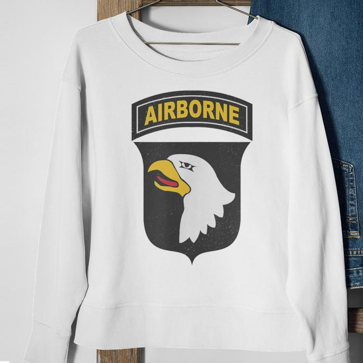 101St Airborne Division Vintage Army Veteran Sweatshirt Gifts for Old Women
