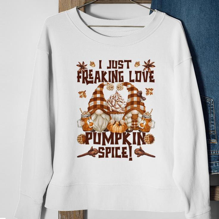 Funny Autumn Gnome Fall Quote Freaking Love Pumpkin Spice Cool Gift Sweatshirt Gifts for Old Women