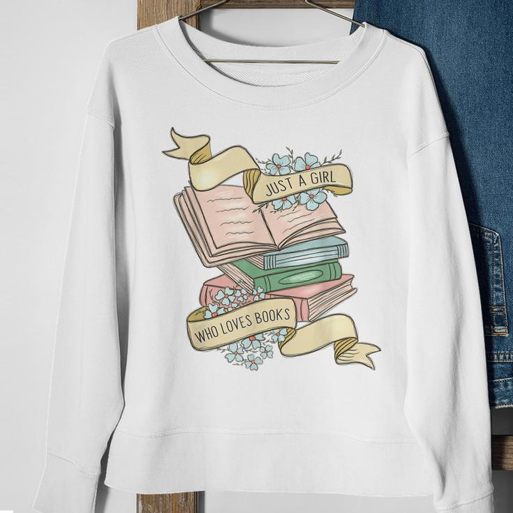 Just A Girl Who Loves Books Lover Bookworm Bookaholic Reader Sweatshirt Gifts for Old Women