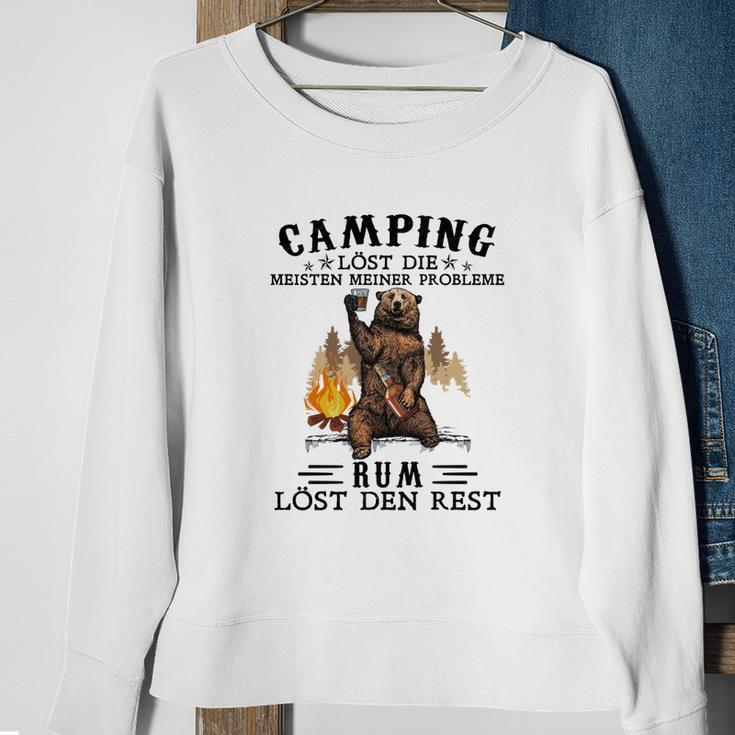 Lustiges Herren Camping Sweatshirt Camping & Rum lösen Probleme, Outdoor Tee Geschenke für alte Frauen