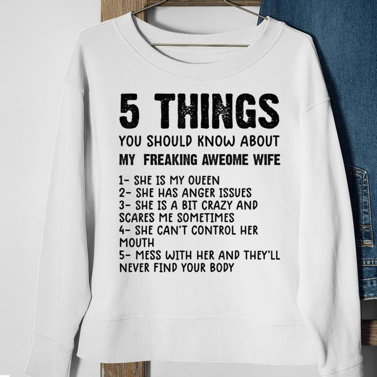 Mens 5 Things You Should Know About My Wife She Is My Queen V4 Sweatshirt Gifts for Old Women
