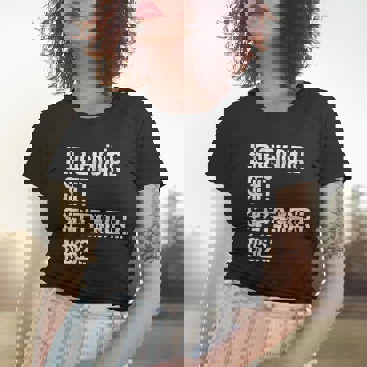 61 Geburtstag Geschenk 61 Jahre Legendär Seit September 196 Frauen Tshirt Geschenke für Sie