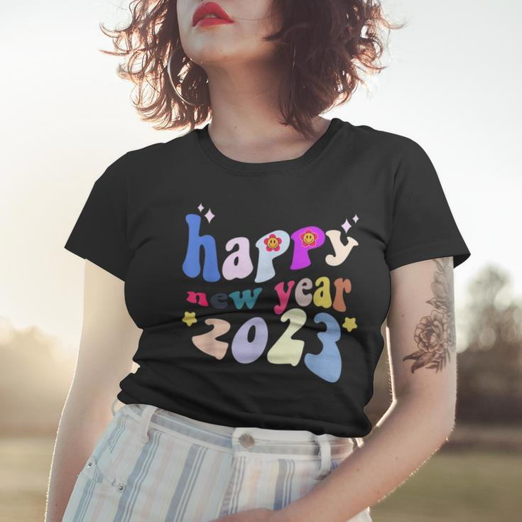 Guten Rutsch Ins Neue Jahr Groovy Fonts 2023 Frauen Tshirt Geschenke für Sie