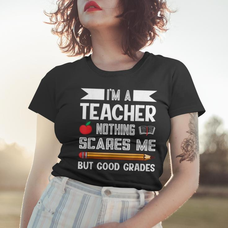 Ich Bin Ein Lehrer Nichts Erschrickt Mich Lehre Frauen Tshirt Geschenke für Sie
