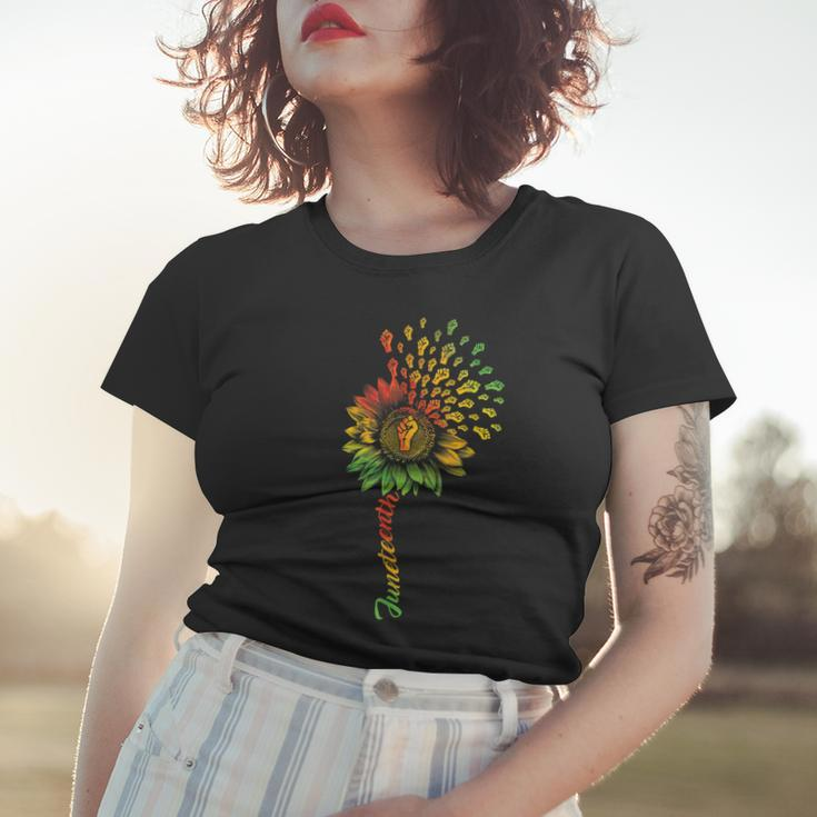 Junenth Sunflower Fist Black History African American Women T-shirt Gifts for Her