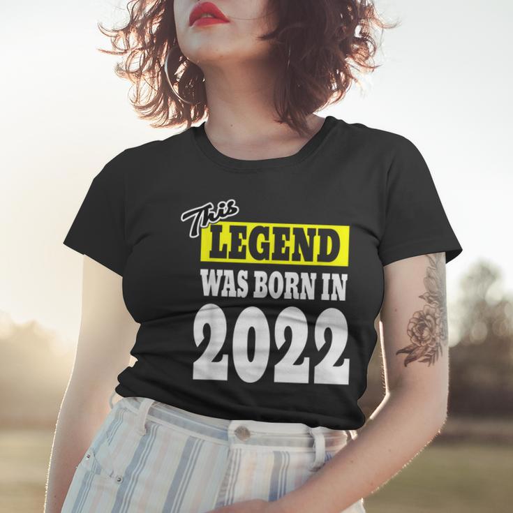 Legendärer Vater und Mutter, Dieses Kind 2022 Geboren Frauen Tshirt Geschenke für Sie