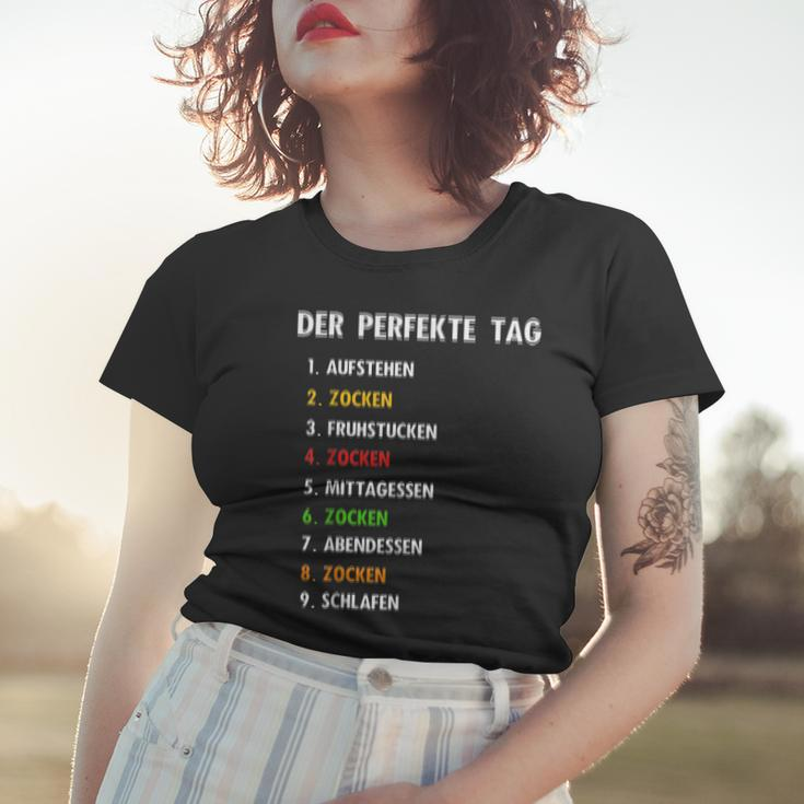 Perfekte Tag Zum Zocken Gaming Konsole Gamer Frauen Tshirt Geschenke für Sie