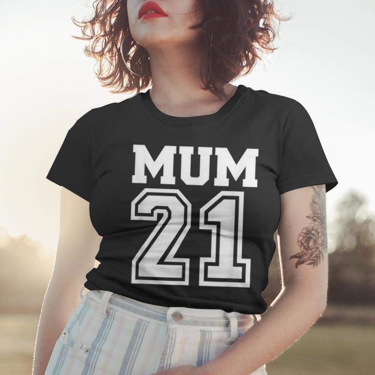 Schwarzes Frauen Tshirt Mum 21 im Sportdesign, Perfektes Tee für Mütter Geschenke für Sie